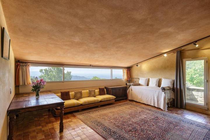 Location de vacances pour 11 personnes, avec piscine et balcon à Suzette - 3