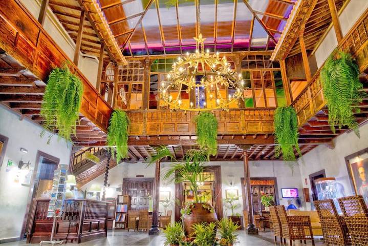 Hôtel pour 2 personnes, avec terrasse et piscine