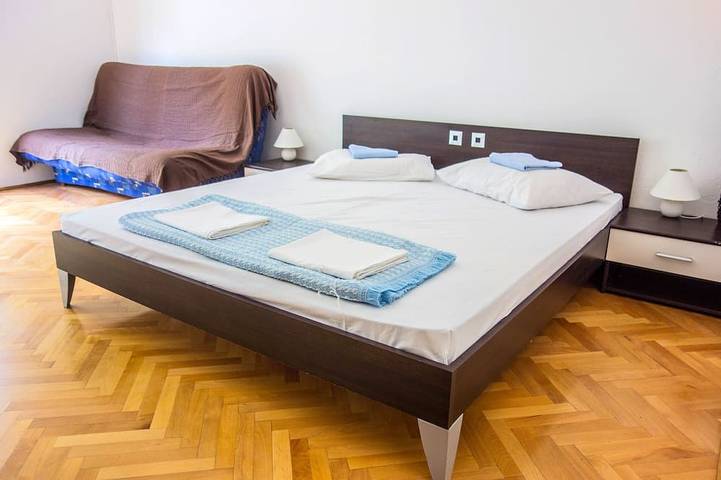 Apartament wakacyjny dla 4 osób, z balkon w Lokva Rogoznica