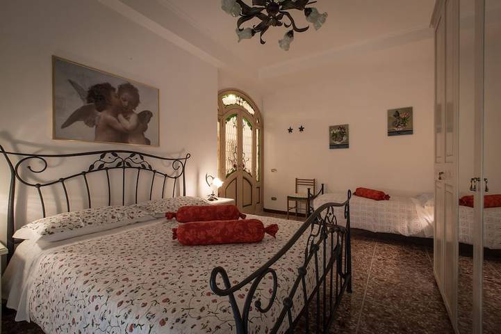 Appartement entier, Superbe appartement centre de Rome à 100m de la Basilique Saint-Pierre Free Wifi in Vatican, Province de Rome