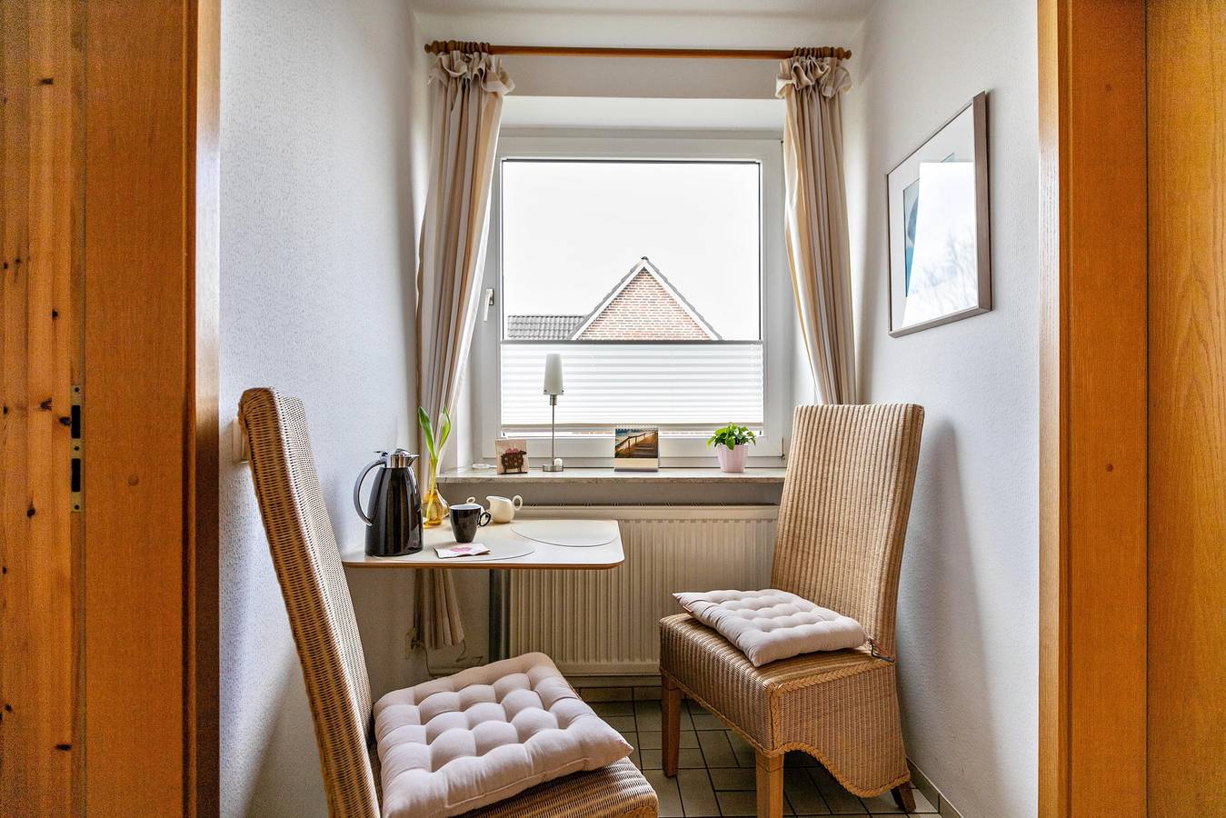 Entire apartment, Apartment 'Ferienwohnung 'bi Uns To Hus' -' with Private Terrace, Private Garden and Wi-Fi in Nordstrand (Municipality), Nordstrand