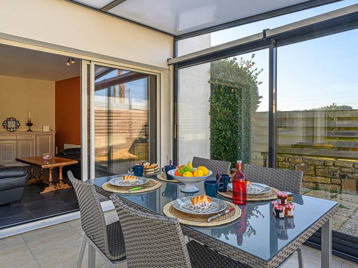 Location de vacances pour 4 personnes, avec terrasse et jardin dans Kerhostin - 2