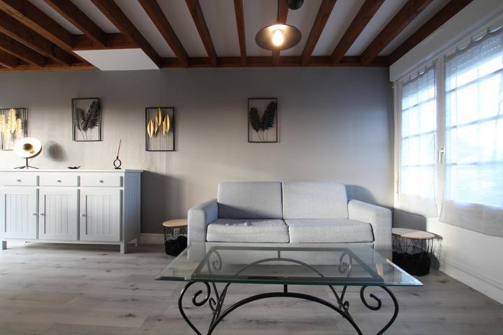 Gîte pour 4 personnes, avec jardin à Liesville-sur-Douve