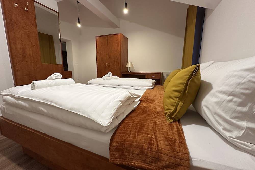 Ganze Wohnung, Dg  Apartment mit 2 seperaten Schlafzimmern in Zeuthen, Dahme-Seengebiet