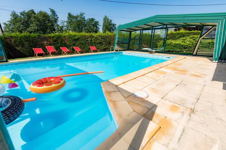 Gîte pour 6 personnes, avec terrasse ainsi que jardin et piscine dans Donzacq