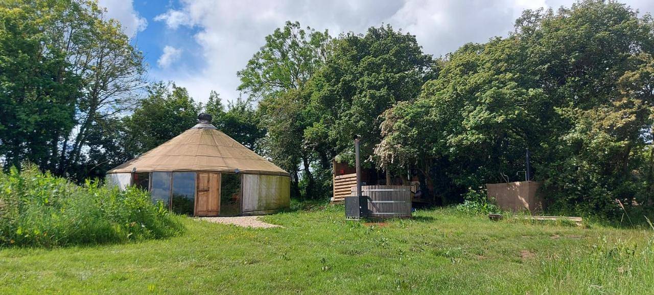 Glastonbury Glamping Retreat, Tor View Farm in Somerset