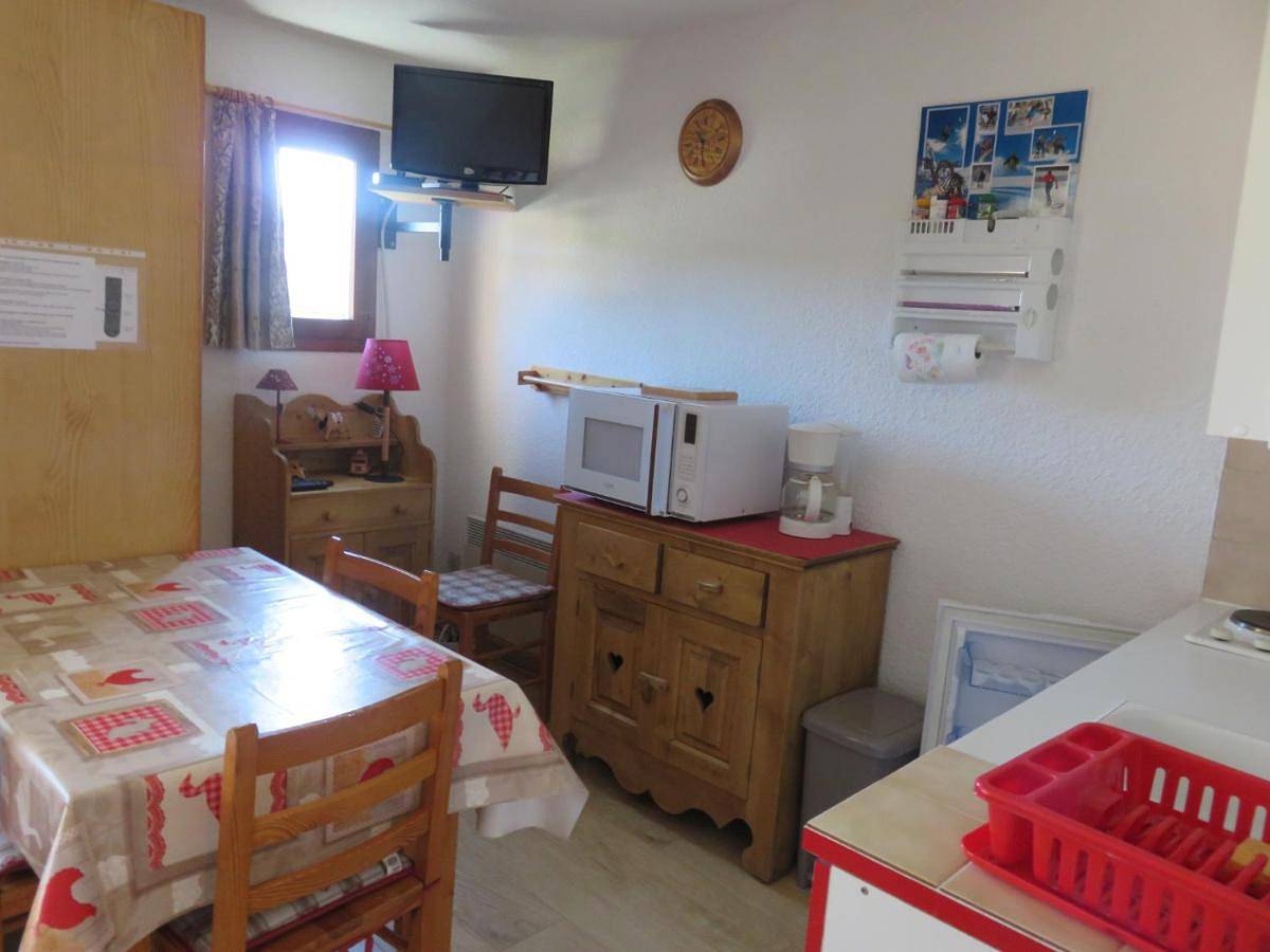 Appartement entier, Studio reposant à la montagne in Les Rousses, Parc naturel régional du Haut-Jura