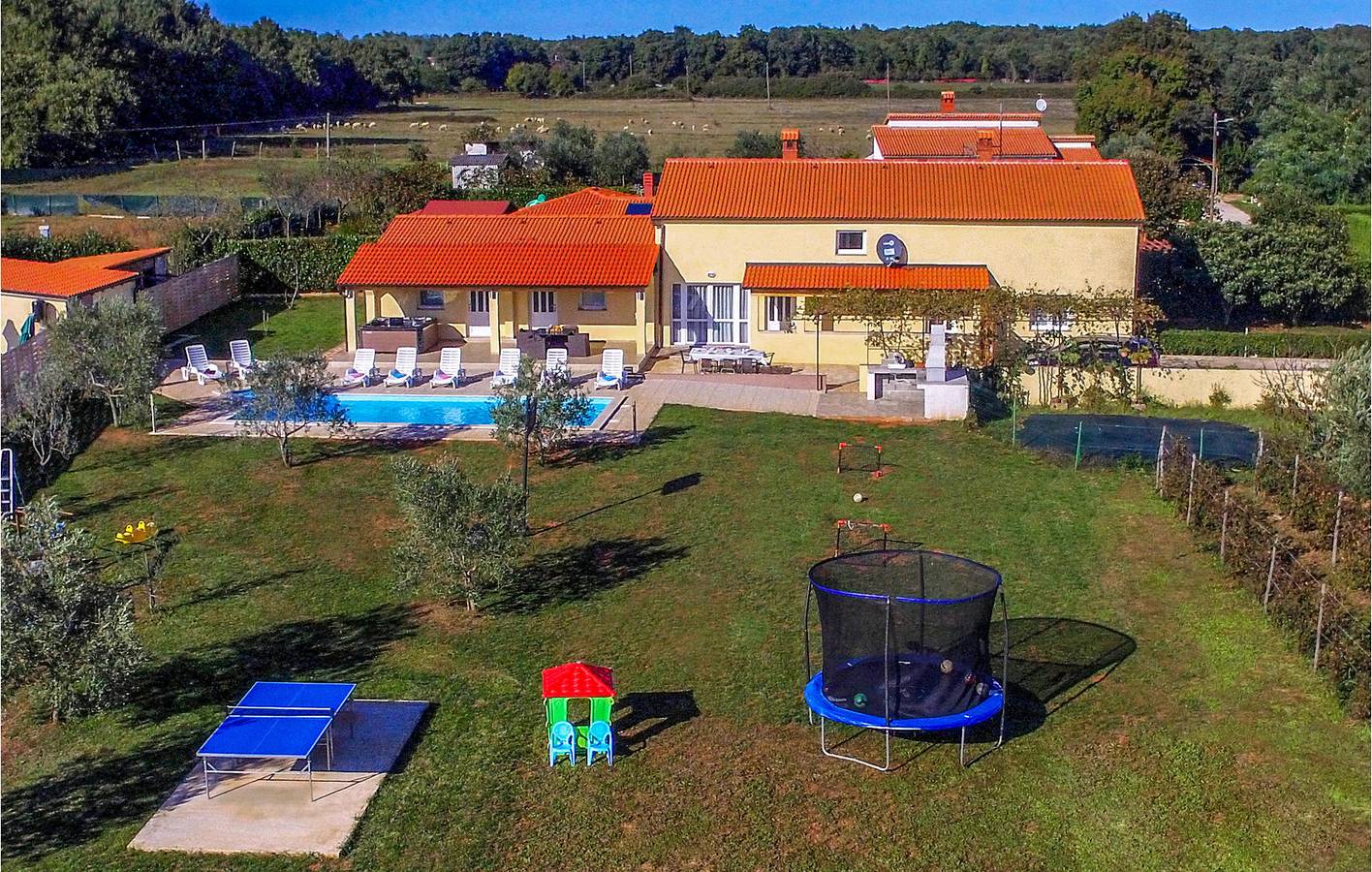 Kuća za odmor za 12 osoba s sauna in Rogovići, Marčana
