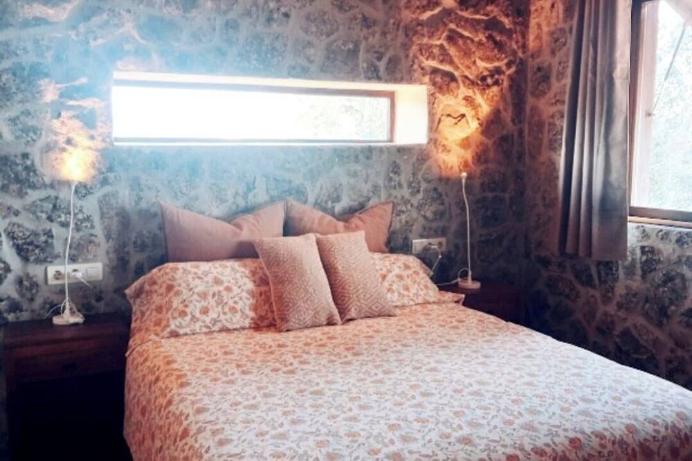 Isolated house 3km from Moratalla. Disconnect. in Moratalla, Murcia Binnenland