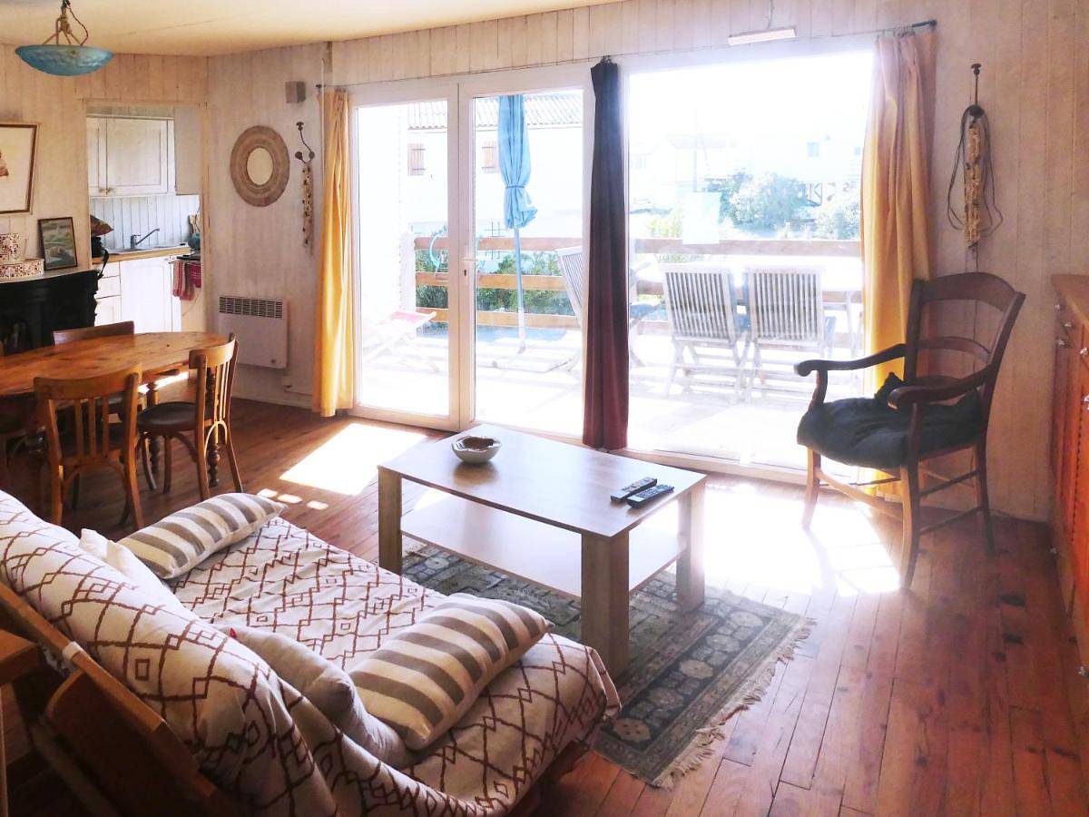 Un Chalet En Bois A La Plage in Plage des Chalets, Gruissan