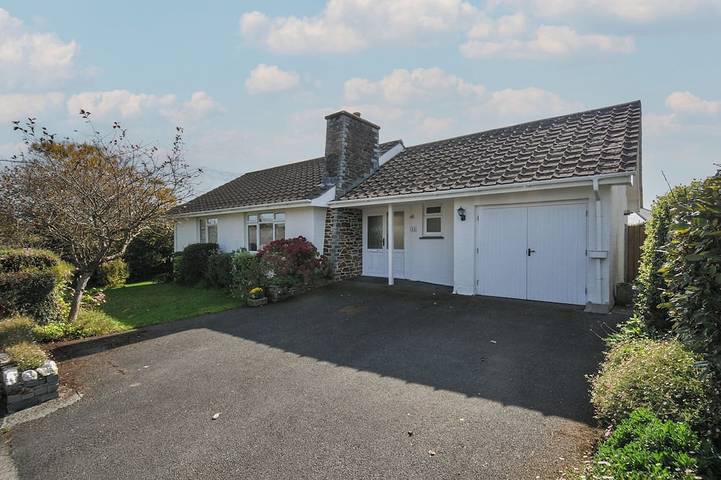 Holiday home for 4 people, with garden, with pets in Rock