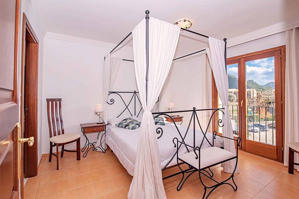 Villa Paradise modern with private pool in Valldemossa, West Majorca