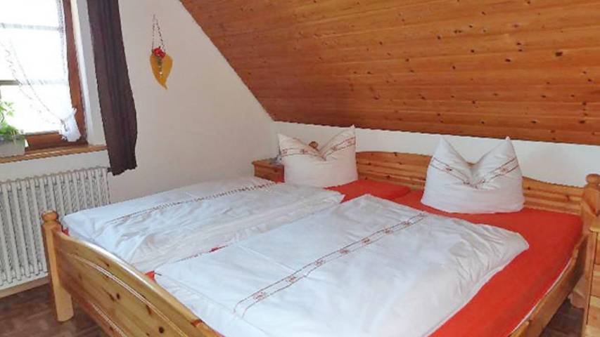 Ferienwohnung für 5 Personen, mit Garten, kinderfreundlich in Haslach im Kinzigtal