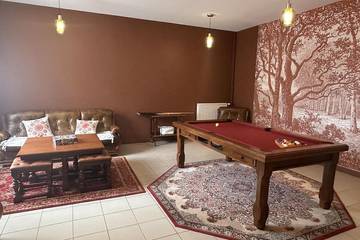 Gîte pour 36 personnes, avec jardin dans Louchy-Montfand