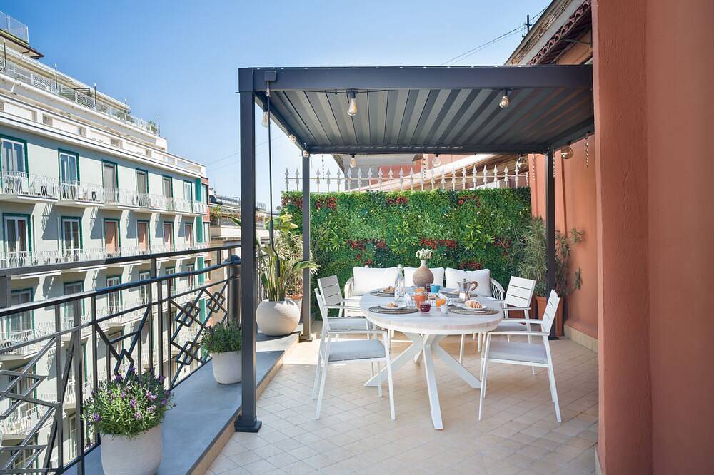 Appartamento vacanze a Napoli a partire da 482€ a notte