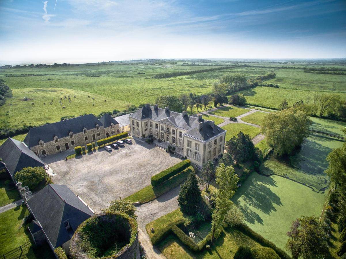Le Château de Quinéville in Quinéville, Région de Cherbourg
