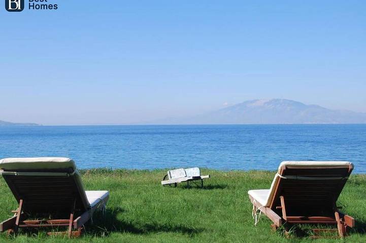 Διαμερίσματα διακοπών για 5 άτομα, με μπανιέρα υδρομασάζ και ταράτσα στην Ψαρού