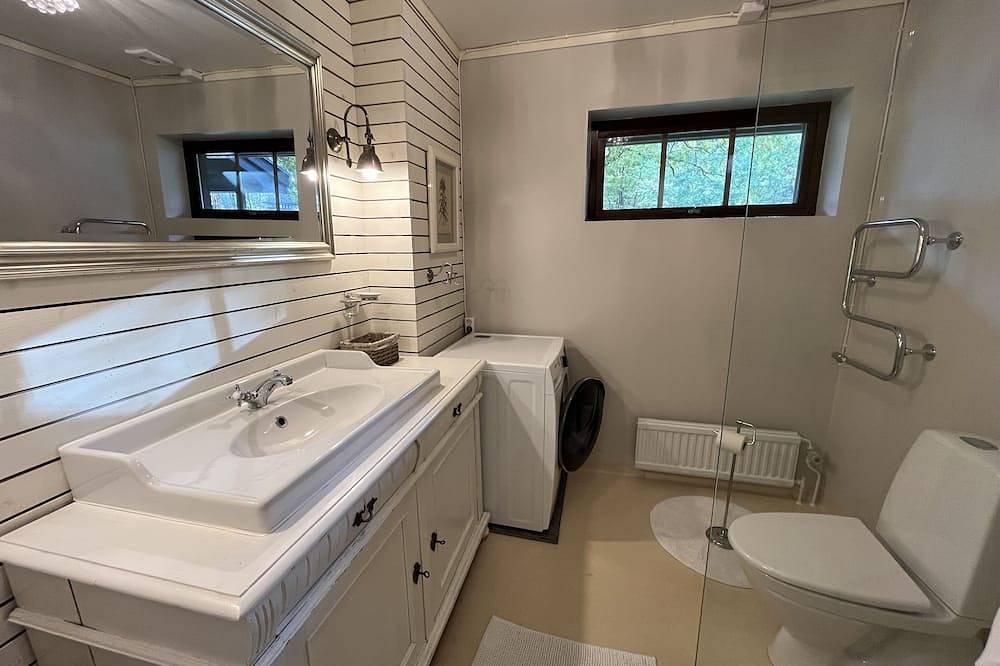 Ganze Wohnung, Ländliche Wohnung in schöner Umgebung am Saxtorp See in Kävlinge, Skane