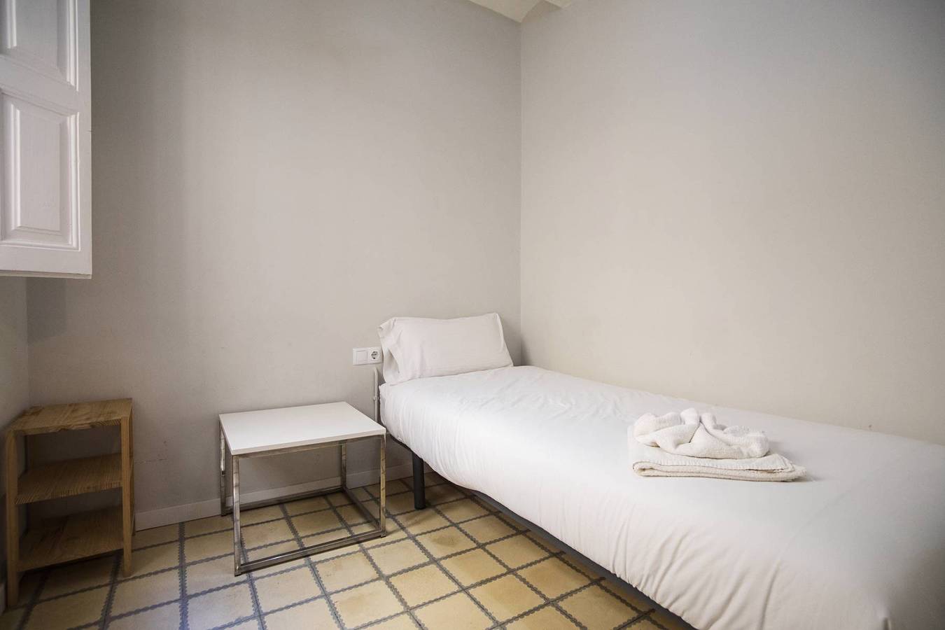 Entire apartment, 41Cob1019 - Enchanting and rustic apartment in Barcelona Centre, Barcelona