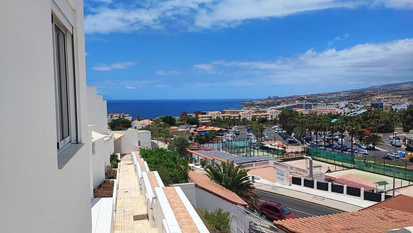 Villa für 4 Personen, mit Terrasse und Pool sowie Ausblick in Adeje - 3