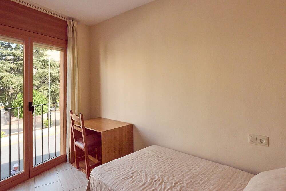 Apartamento entero, Apartamento 'Luque Un Pueblo Con Encanto' con Balcón, Wi-Fi y Aire Acondicionado in Luque, Sierras Subbéticas