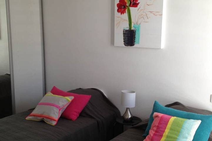 Gîte pour 4 personnes, avec terrasse et jardin dans Casino De Cassis - 4