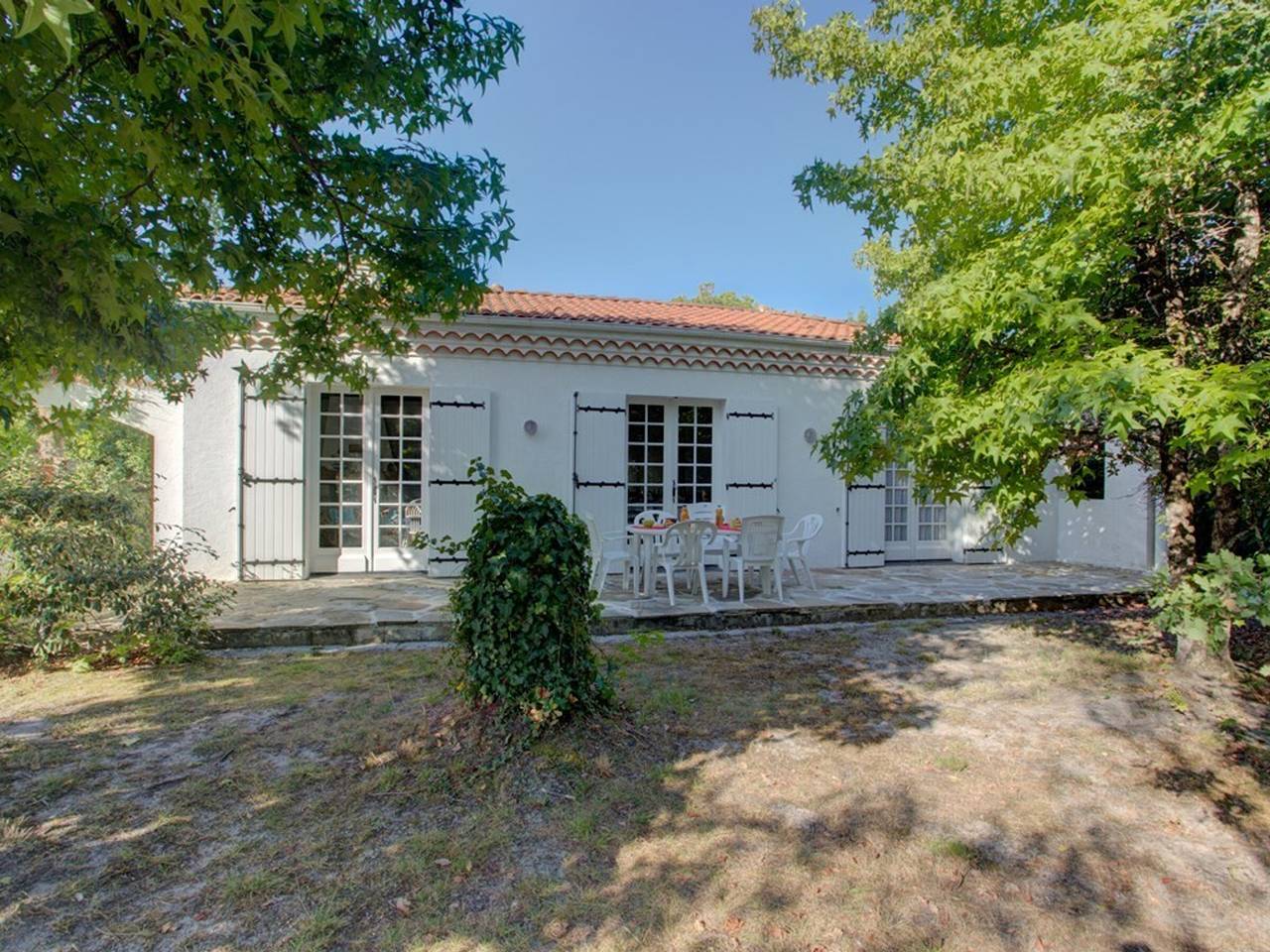 Hübsches 2-Zimmer-Haus mit Garten in Seenähe, ideal für Urlaub in Sanguinet, Côte d’Argent