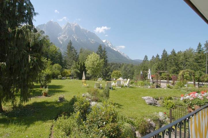 Chalet für 5 Personen, mit Ausblick und Pool sowie Garten und Sauna, kinderfreundlich in den Ammergauer Alpen - 3