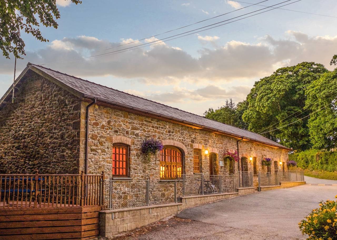 Glamping for 4 People in Pembrokeshire, South-Wales