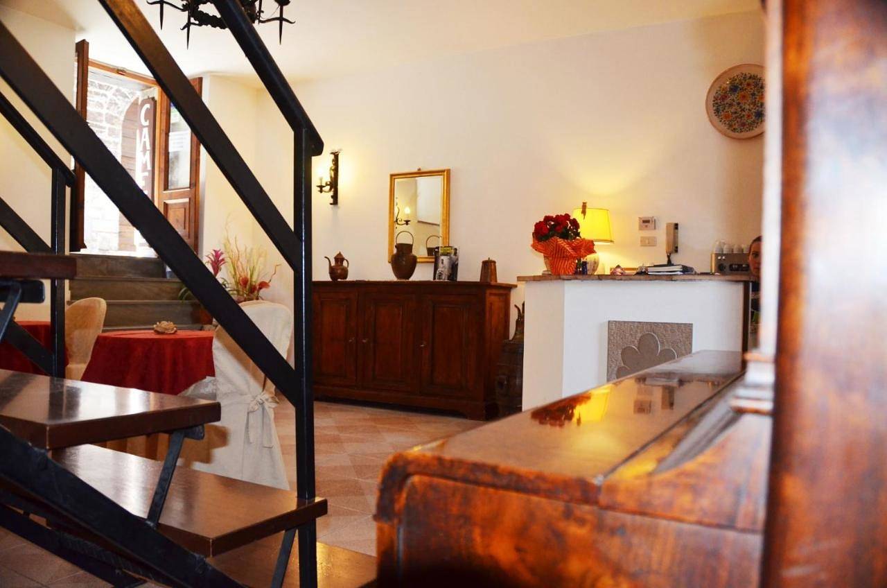 Residenza Di Via Piccardi in Gubbio, Umbria
