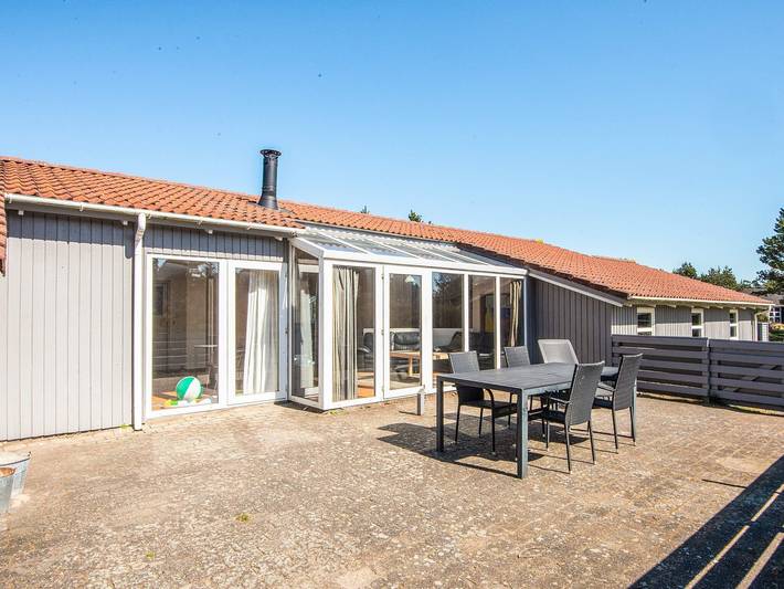 Ferienhaus für 10 Personen, mit Terrasse und Pool, kinderfreundlich in Blavand - 3