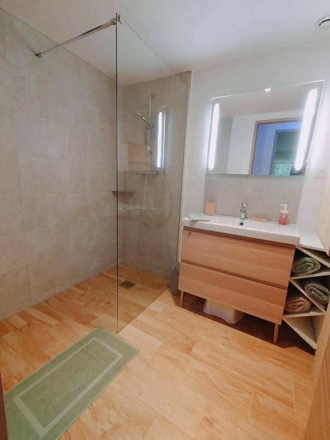 Appartement entier, Two-Bedroom Apartment in Saint-Bonnet-en-Champsaur, Parc national des Écrins