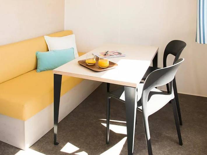 Mobil home pour 2 personnes, avec bassin pour enfant à Aups - 3