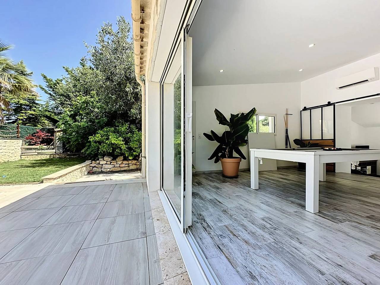 Maison 10 Personnes in Nîmes, Nimes e dintorni