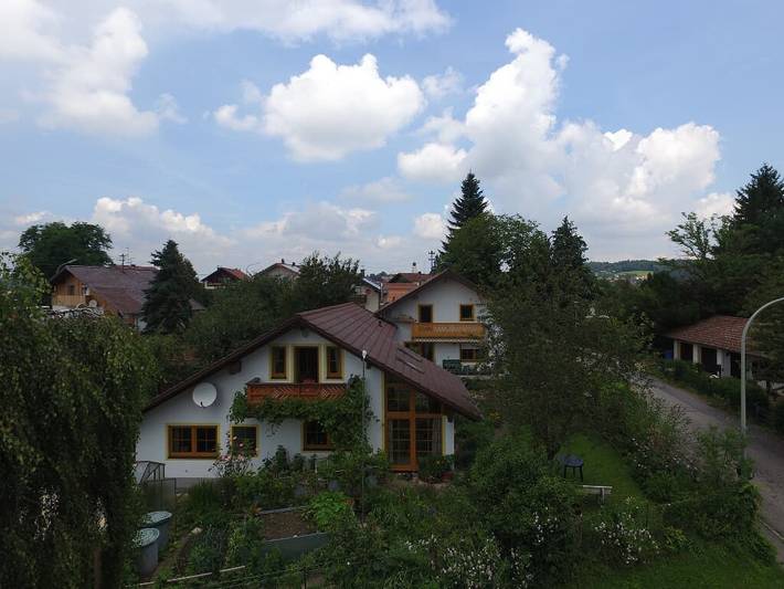 Ferienhaus für 2 Personen, mit Terrasse und Balkon/Terrasse, kinderfreundlich in Bad Griesbach - 2