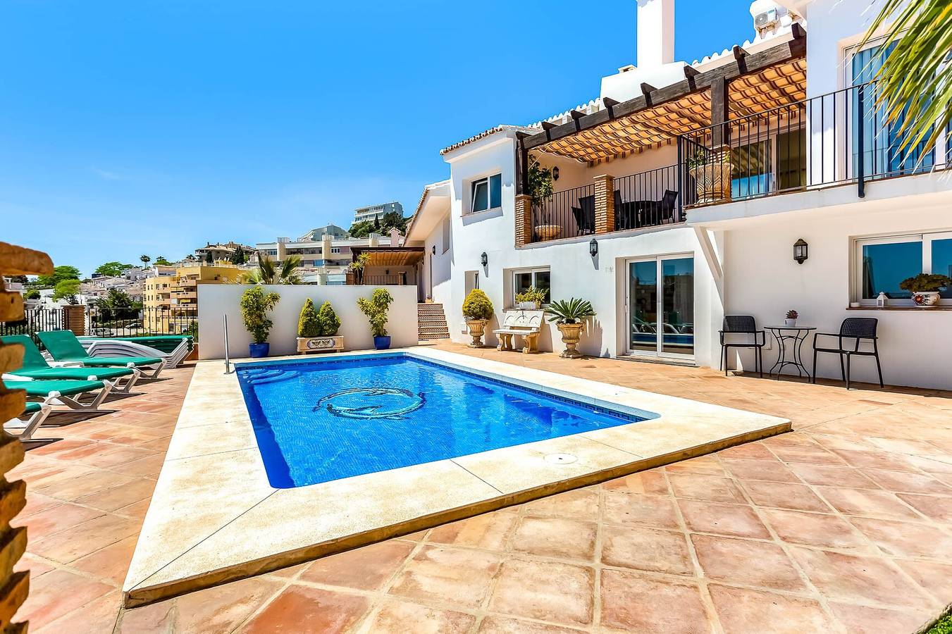 Villa 'Chispita For Groups' with Mountain View, Wi-Fi and Air Conditioning in Torreblanca (Fuengirola), Fuengirola