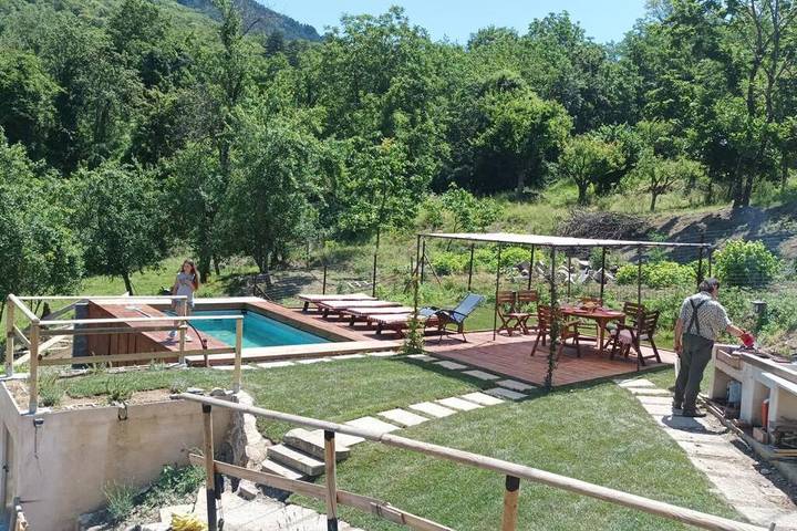Location de vacances pour 4 personnes, avec jardin et vue ainsi que balcon et piscine à Mulazzo - 4
