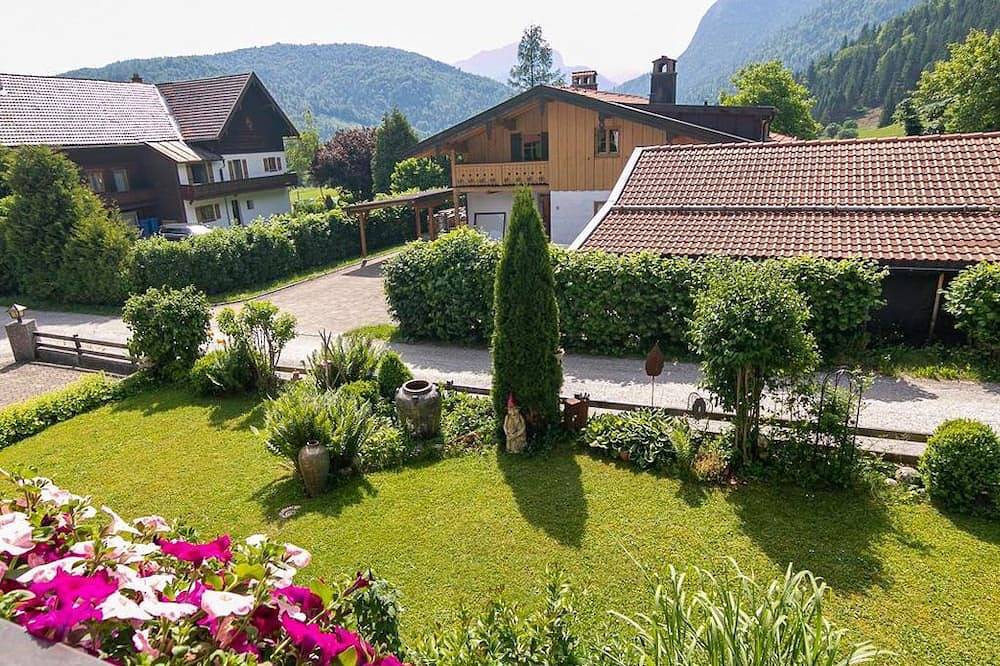 Ganze Wohnung, Appartement - Gästehaus Aschauer in Weissbach an der Alpenstrasse, Schneizlreuth
