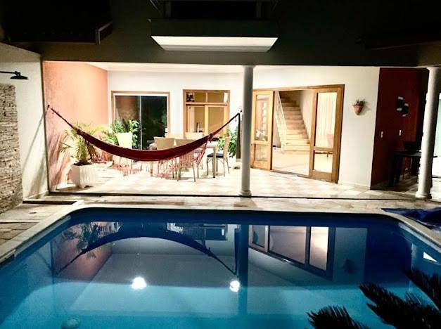 Casas e apartamentos de temporada para 10 pessoas, com piscina e terraço e ainda vista and jardim, com animais de estimação em Indaiatuba