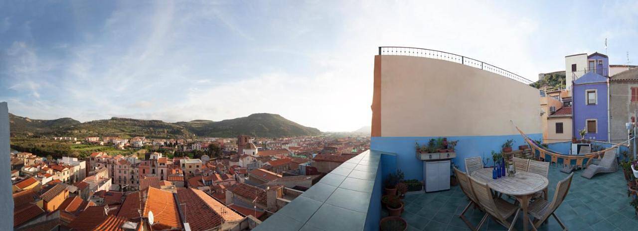 Chambre d’hôte pour 3 personnes, avec vue et terrasse à Bosa - 2
