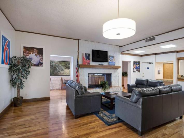 Apartamento entero, 1 Cama King Size | No Fumadores, Cocina in Colorado Springs, El Paso County (CO)
