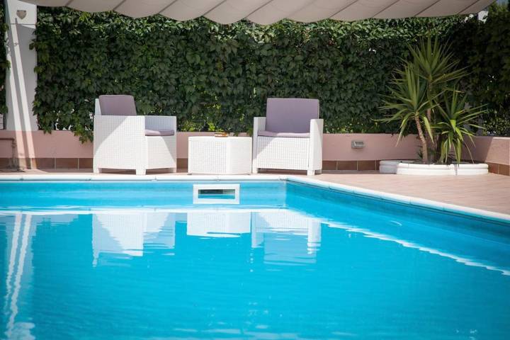 Appartamento, con Terrazza e Giardino nonché Piscina a Albignasego