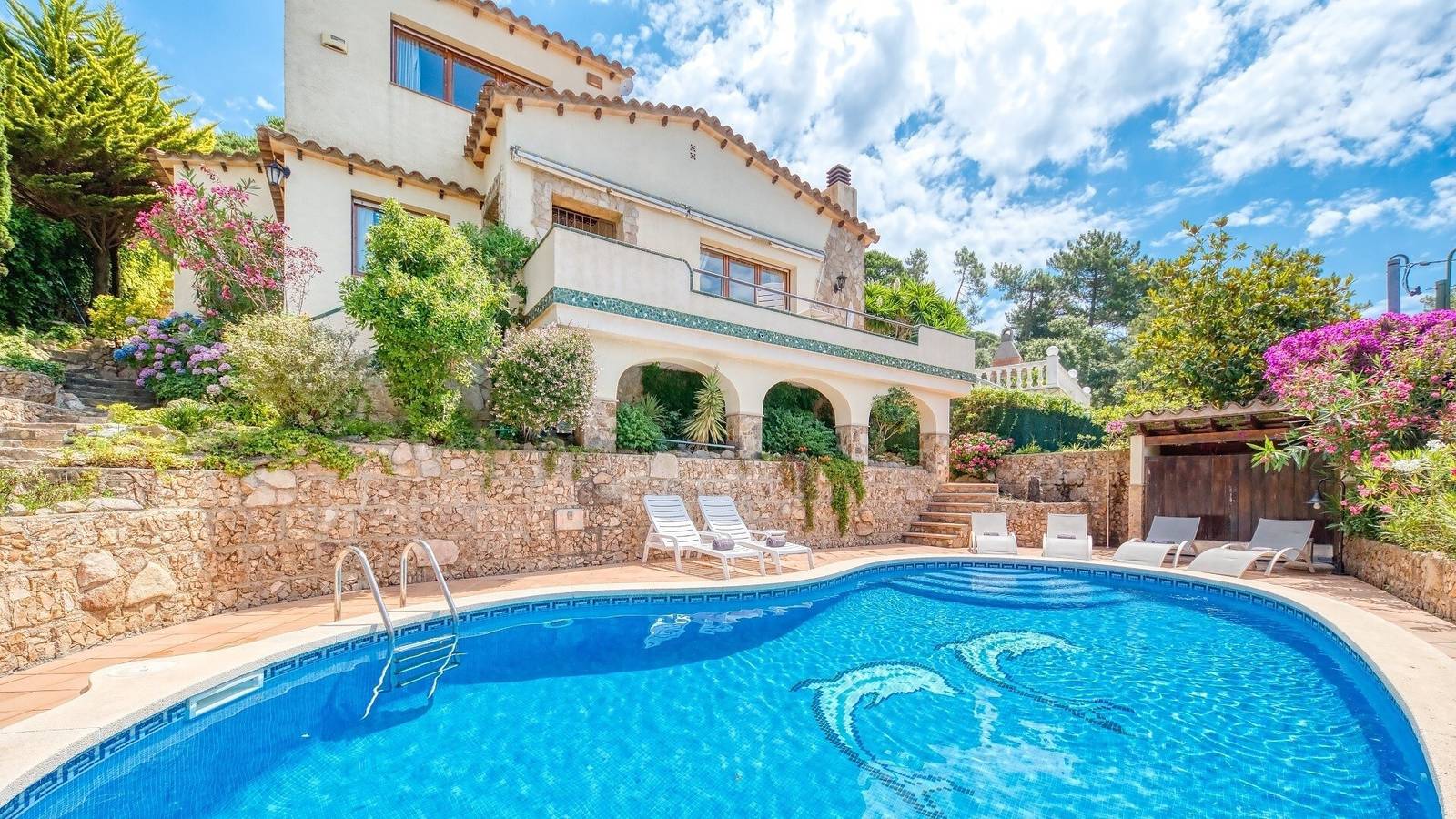 Villa "Costacabana - Cleo" met Uitzicht op Zee, Privézwembad & Wifi in Lloret de Mar, Costa Brava