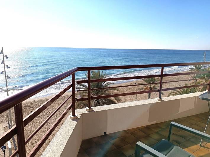 Location de vacances pour 4 personnes, avec Vue sur l’océan et Terrasse à Calafell