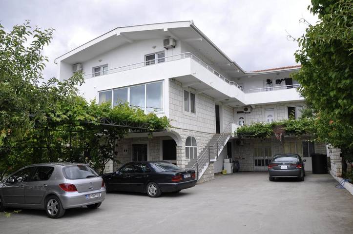 Maison d’hôte pour 4 personnes, avec vue et jardin dans Bar - 2