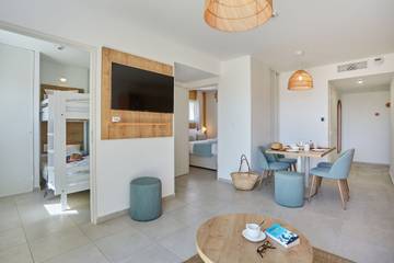 Appartement De Vacances pour 8 Personnes dans La Bergerie, Hyeres, Photo 3