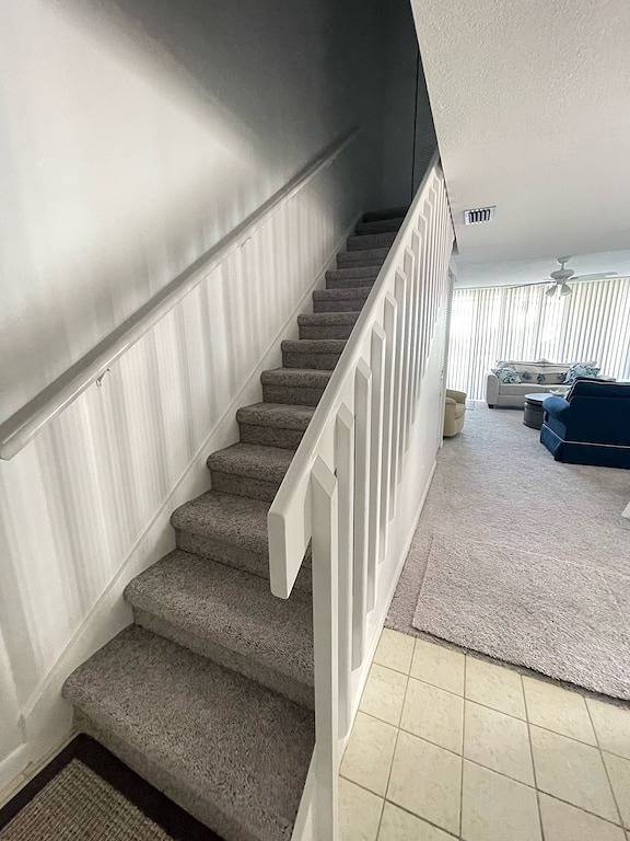 Vacation rental for 6 people, with hot tub and pool as well as yard in Jupiter