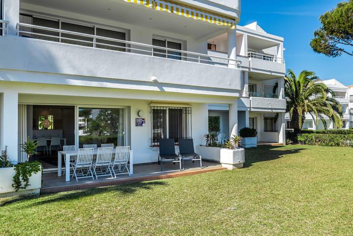 Location de vacances pour 4 personnes, avec jardin et bassin pour enfant à Mijas - 3