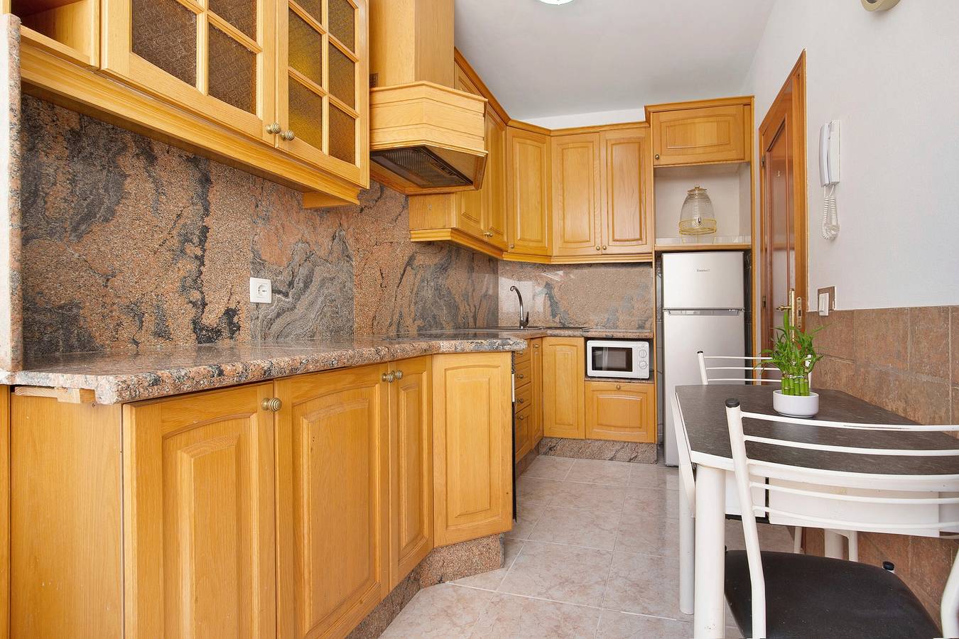 Casa de férias "Casa Rosi" com vista para a montanha e Wi-Fi in Playa de Gran Tarajal, Gran Tarajal