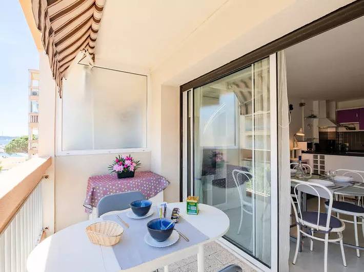 Gîte pour 4 personnes, avec terrasse dans Casino De Sainte Maxime - 3